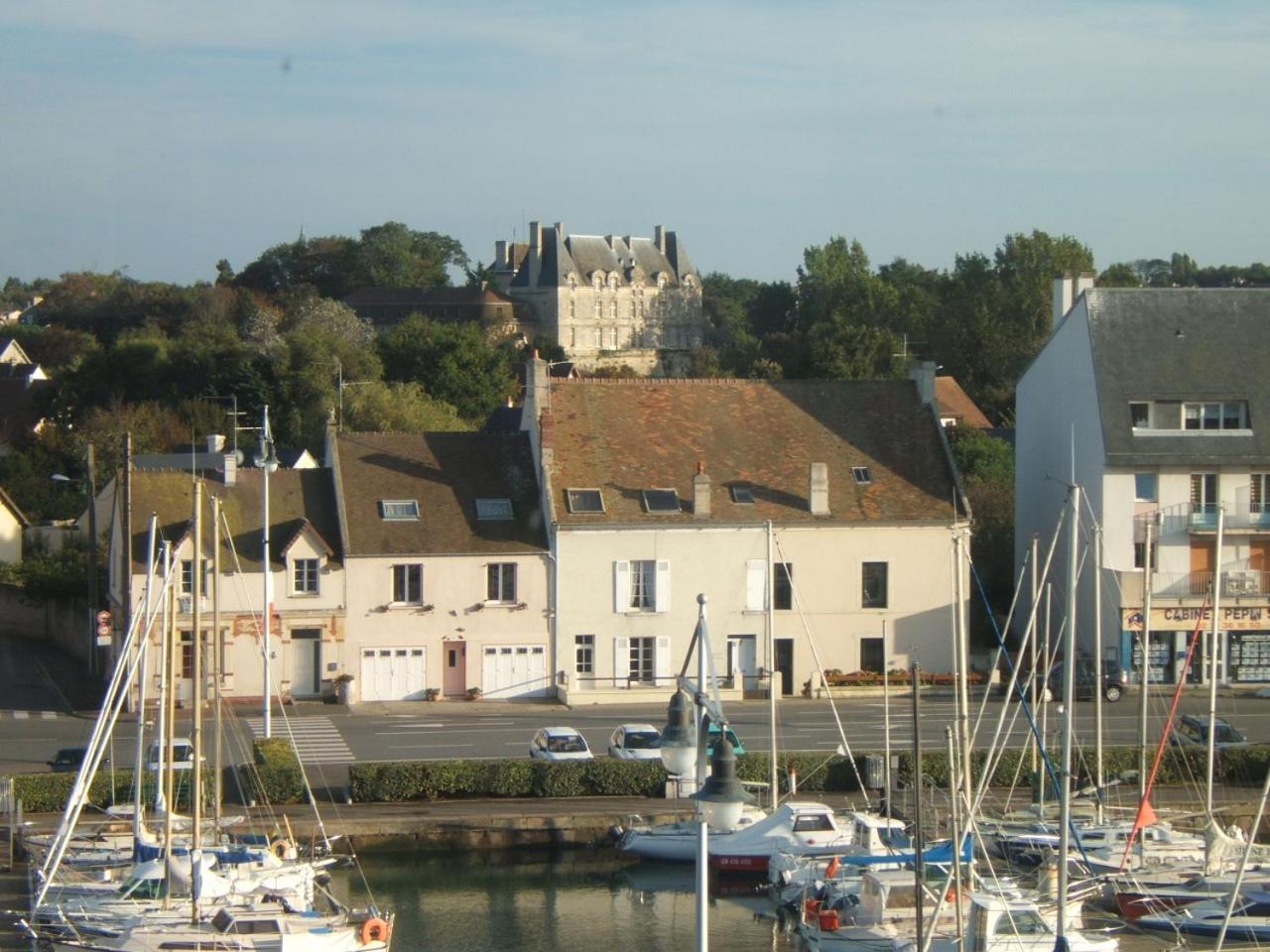 Chateau De Courseulles Courseulles-sur-Mer Exterior foto